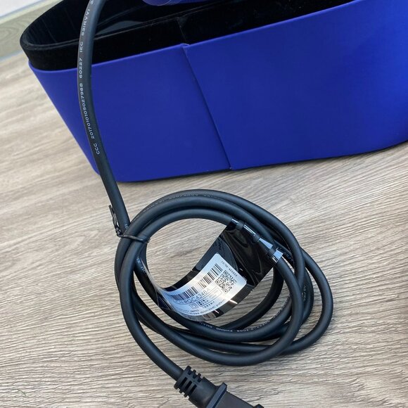 Dyson Supersonic in Blue/Rose - Picture 4 of 7